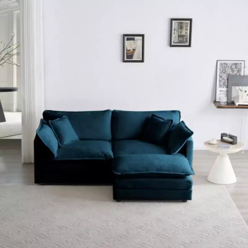 Causeuse en chenille avec pouf et repose-pieds : idéal pour petits espaces