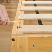 Cadre de lit plateforme en bois massif avec support à lattes en bois, couleur bois