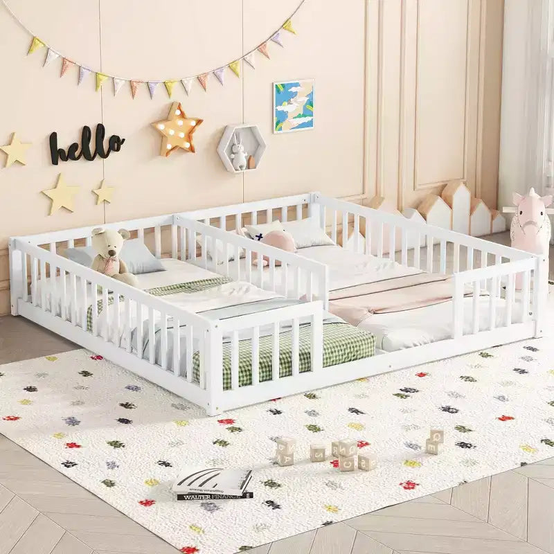 Lit au sol double avec barrière de sécurité, lit plateforme en bois pour 2 enfants