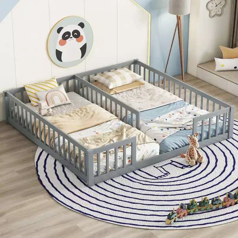 Lit au sol double avec barrière de sécurité, lit plateforme en bois pour 2 enfants