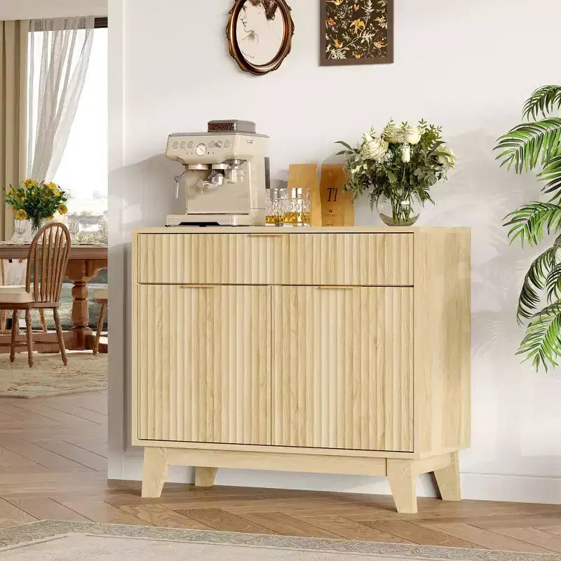 Buffet de rangement 33", armoire de bar à café cannelée avec poignées dorées, meuble console média en bois, desserte d'appoint pour salon, cuisine, maison