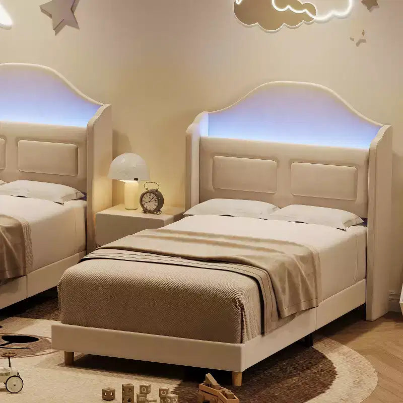 Cadre de lit enfant une place avec revêtement en velours, tête de lit à oreilles, éclairage LED et bibliothèque de rangement, lit une place style princesse, sans sommier