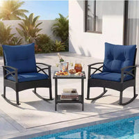 Ensemble de 3 chaises à bascule Costway en rotin avec accoudoirs et plateau de table en bois d'acacia pour véranda ou balcon, marron mélangé + beige/gris/bleu marine/noir