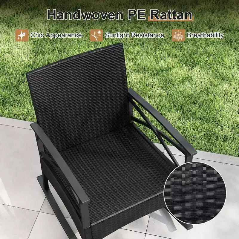 Ensemble de 3 chaises à bascule Costway en rotin avec accoudoirs et plateau de table en bois d'acacia pour véranda ou balcon, marron mélangé + beige/gris/bleu marine/noir