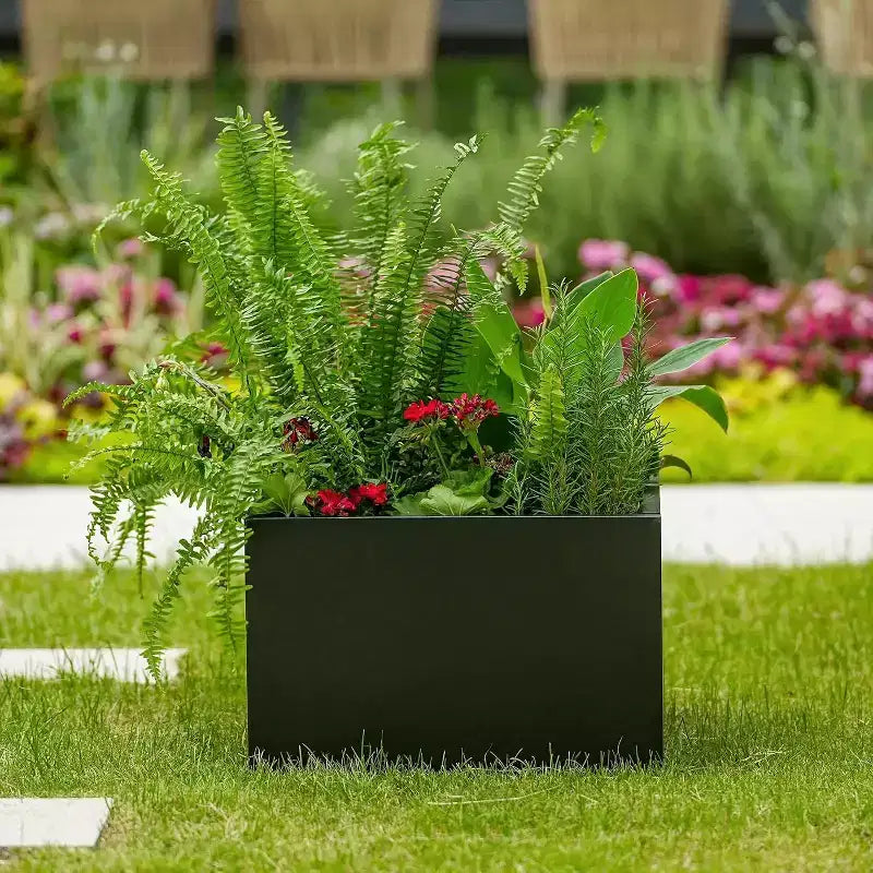 Carré potager surélevé en métal, pot de fleurs carré noir pour extérieur avec étagère amovible et base ouverte, jardinière de grande capacité pour légumes, fleurs, herbes aromatiques