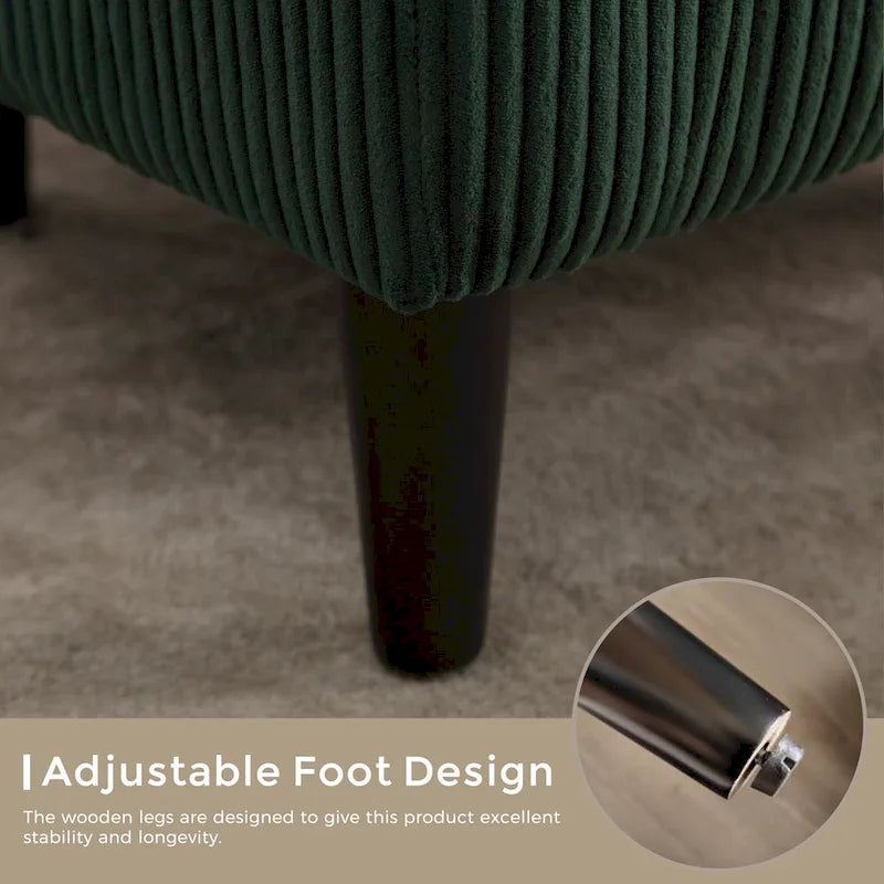 Fauteuil tonneau rembourré Emerald 24.8 avec pieds en bois et oreillers