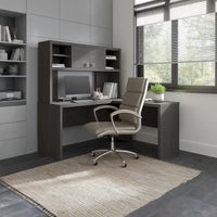 Bureau d'angle Echo avec huche par Bush Business Furniture