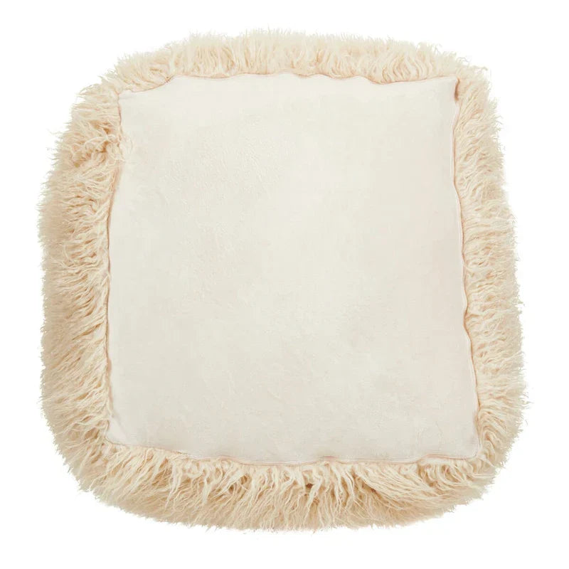 Pouf en fausse fourrure Snug Haven
