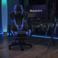 Chaise de jeu inclinable en similicuir BlackArc – Accoudoirs pivotants réglables en hauteur, repose-pieds escamotable, oreillers de tête et lombaires