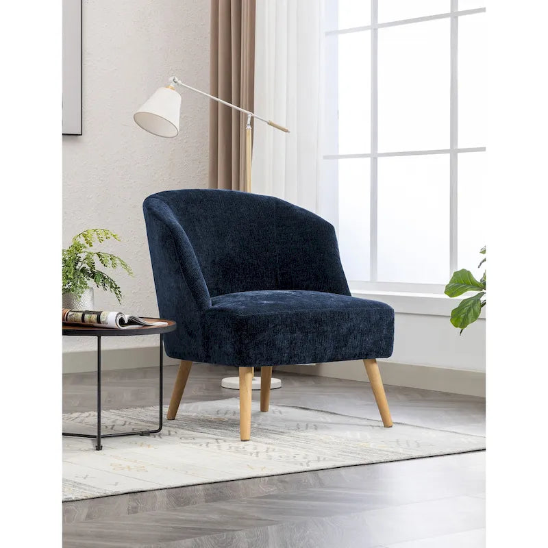 Fauteuil d'appoint en velours côtelé Quilla de Porthos Home avec pieds en bois d'hévéa
