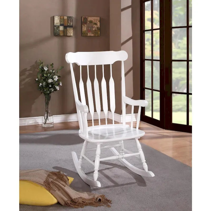 Chaise berçante en bois blanc de style campagnard Windsor