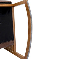 Chaise berçante moderne SEYNAR en cuir PU avec accoudoirs en rotin