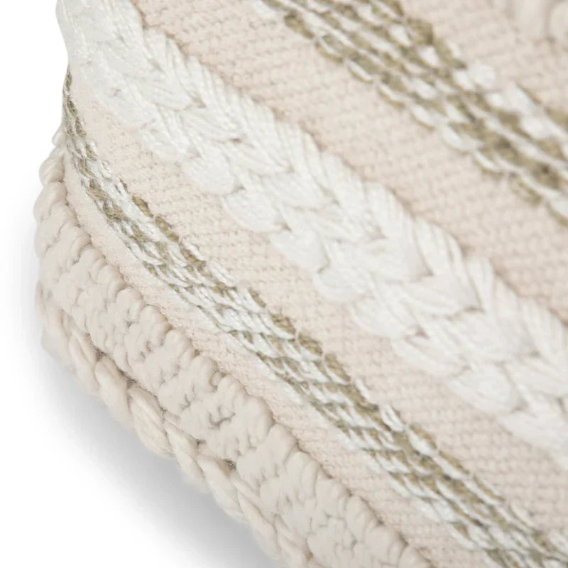 Poufs carrés WYNDENHALL Silva Boho en motif tissé à la main