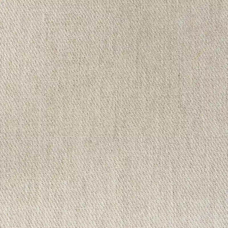 Chaise de salle à manger Clara à assise en tissu crème, dossier cannage et structure en bois massif brun clair