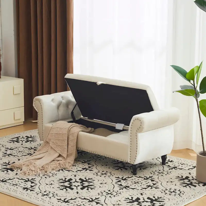Banc coffre de rangement multifonctionnel traditionnel en velours Xanthia avec oreiller par Christopher Knight Home